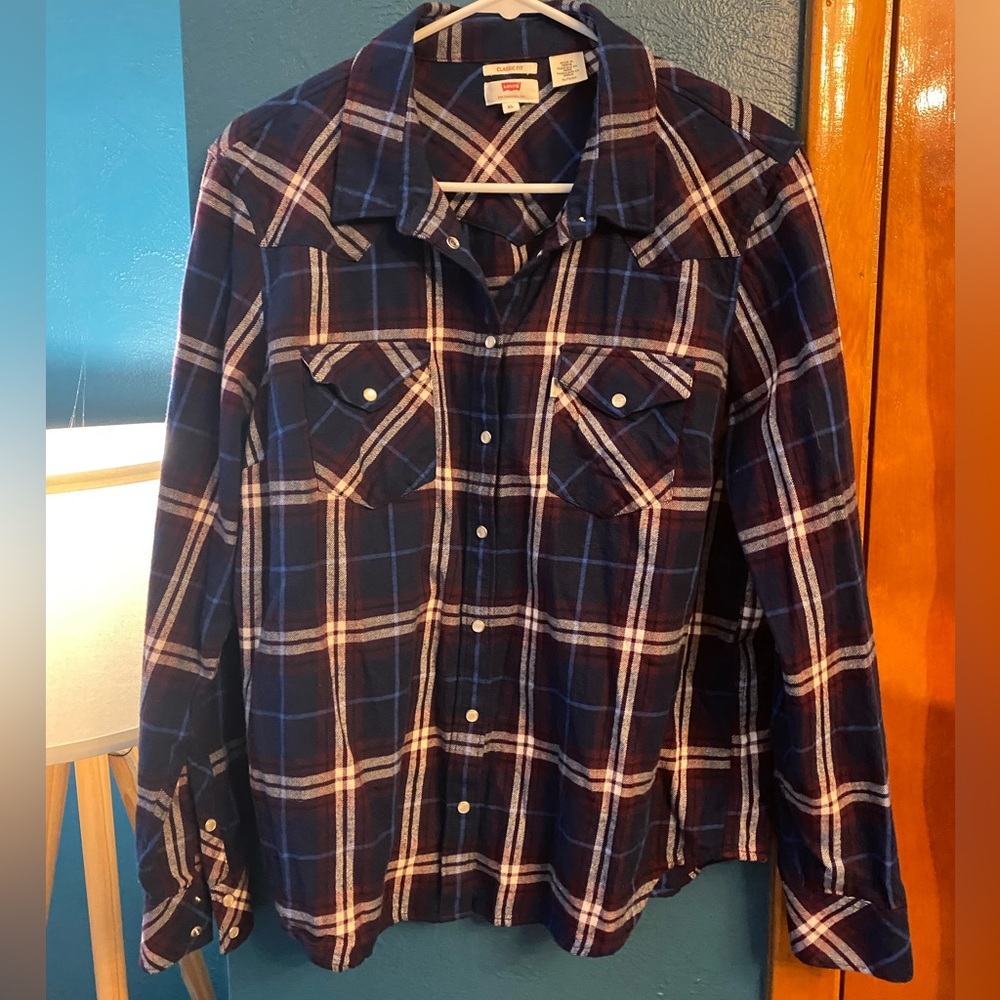 Levi's Navy and White Plaid Button-Down Shirt